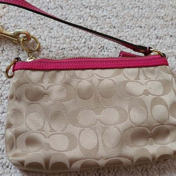 Coach wrislet - Picture 3 of 3